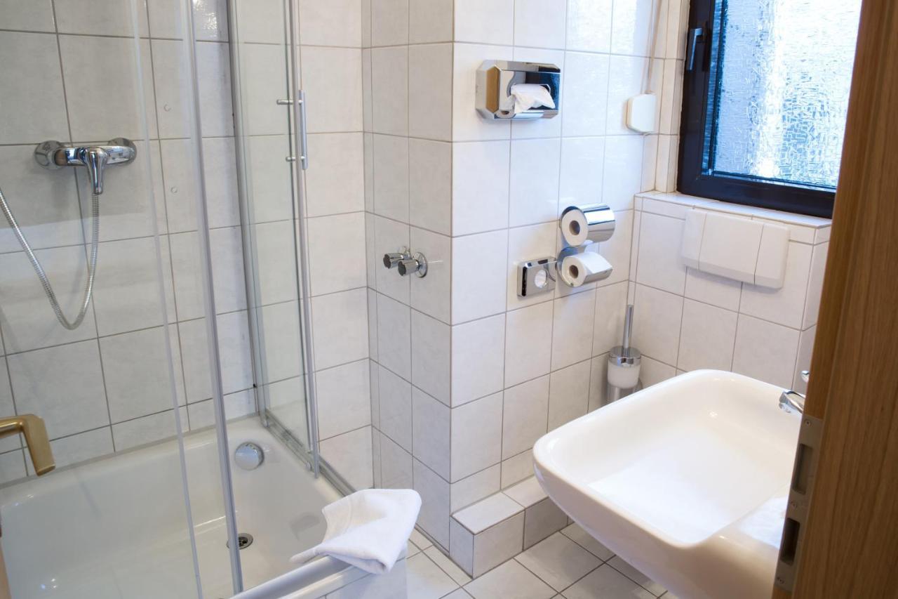 Gaestehaus Hotel Wilms Köln Ngoại thất bức ảnh